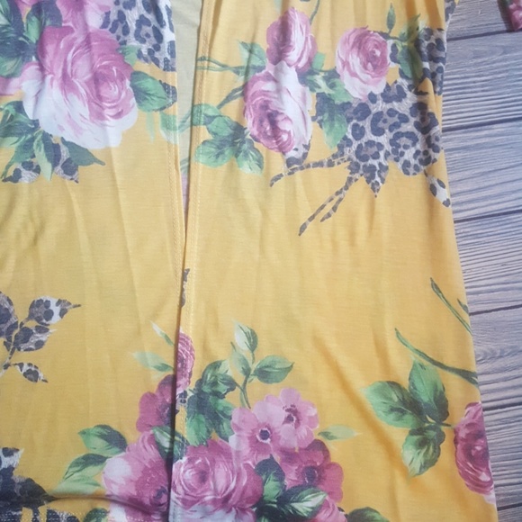 Last 2! KATE Gold Leopard Floral Kimono - Picture 4 of 4